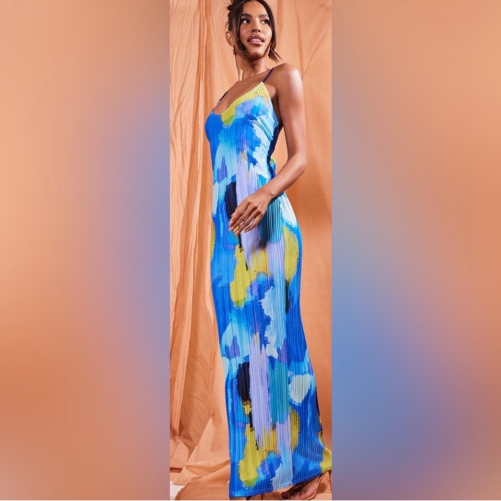 PrettyLittleThing Blue and White Bodycon Maxi Dress